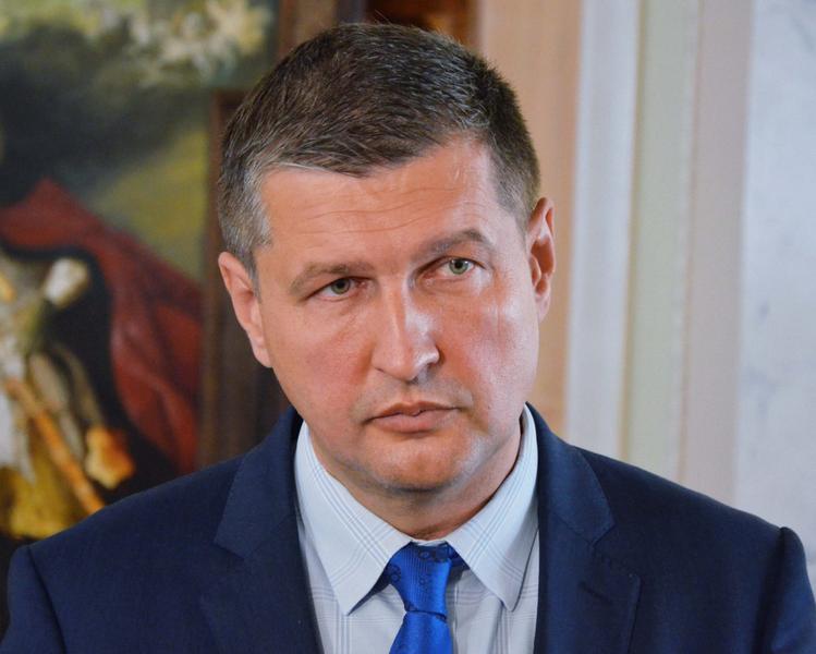 Игорь Попов
