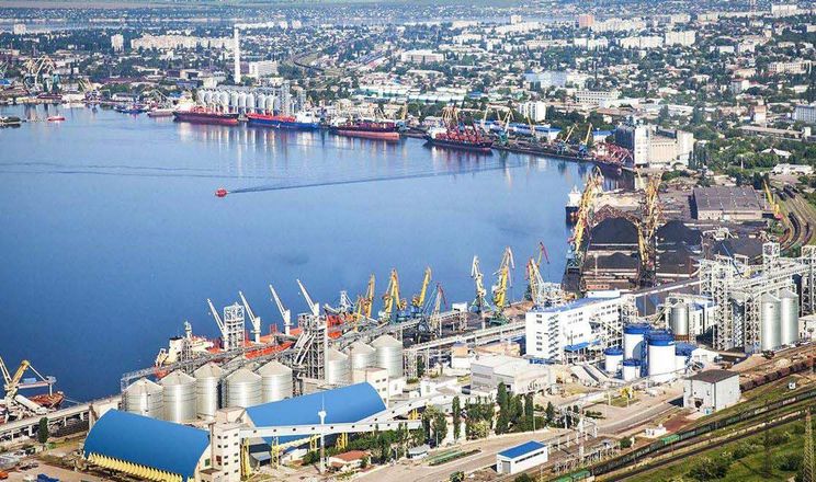 У порту Південний локалізують витік рослинної олії