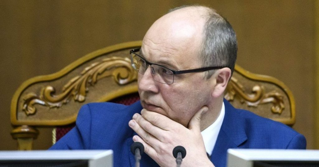 Хто Такий Андрій Парубій: Життя, Кар'єра та Особистість