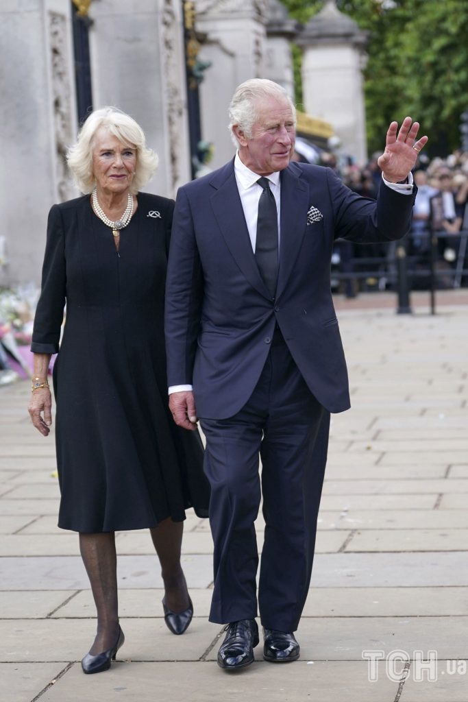 Чарльз III Дружина: Биография и роль Камиллы, Королевы-консорт