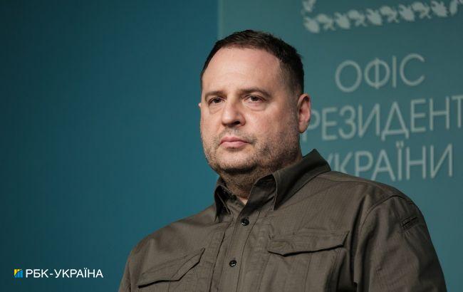 Де Зараз Єрмак: Полное описание биографии, карьеры и личной жизни