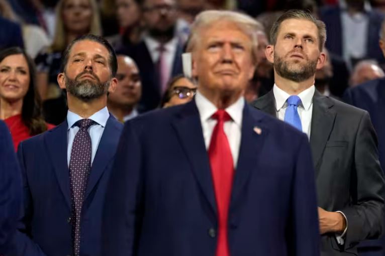 Син Трамп: биография, личная жизнь и карьера сына Дональда Трампа