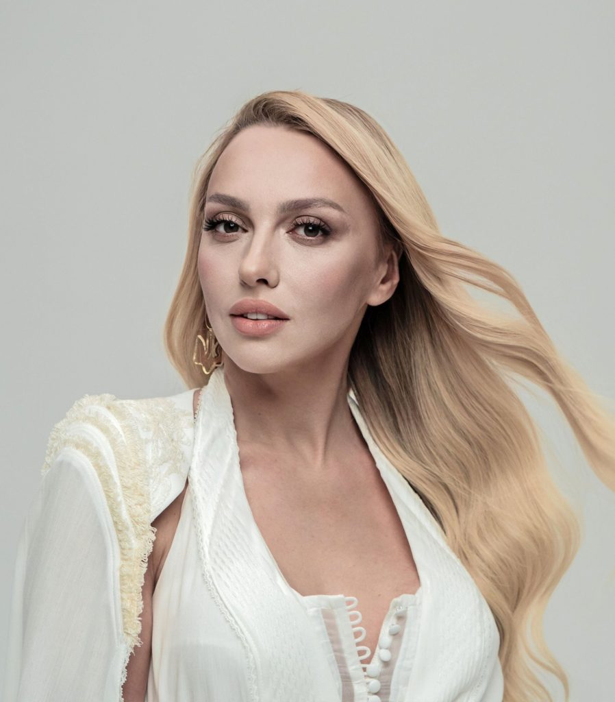 Оля Полякова Фигура: секреты внешности и влияние на имидж певицы